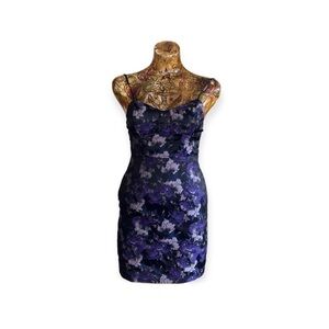 Lulu's dress  purple floral sleeveless XS mini fitted